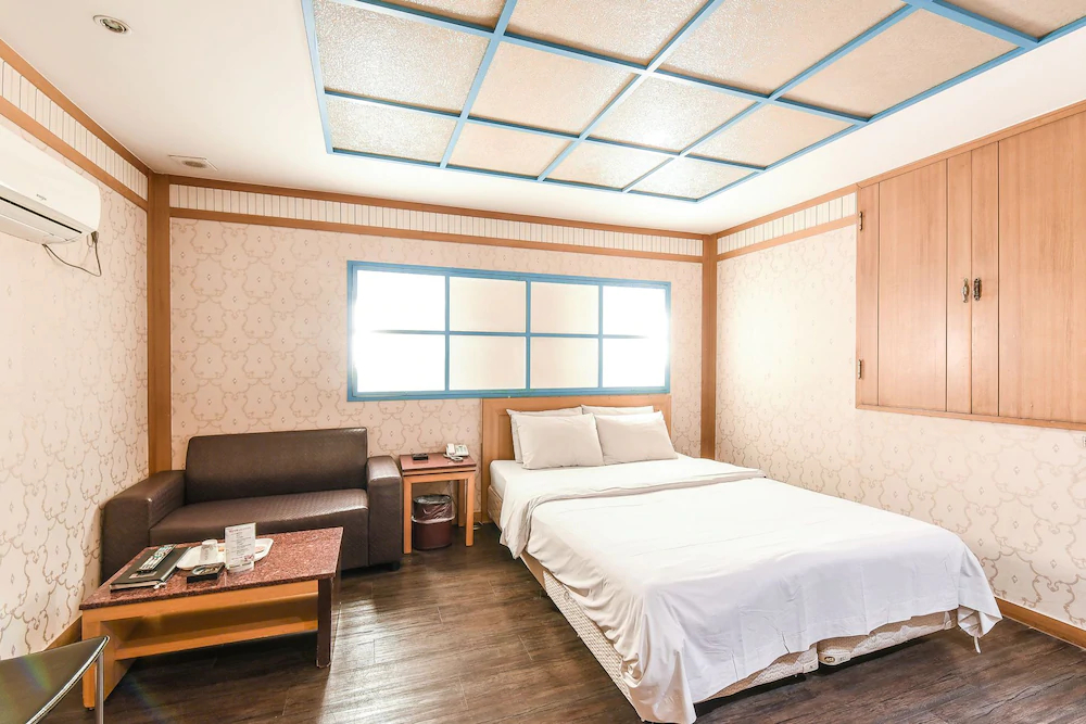 Hotel Joy