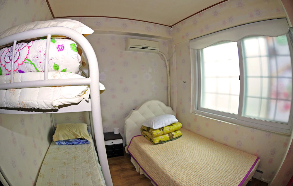 Hwaseong Guest House