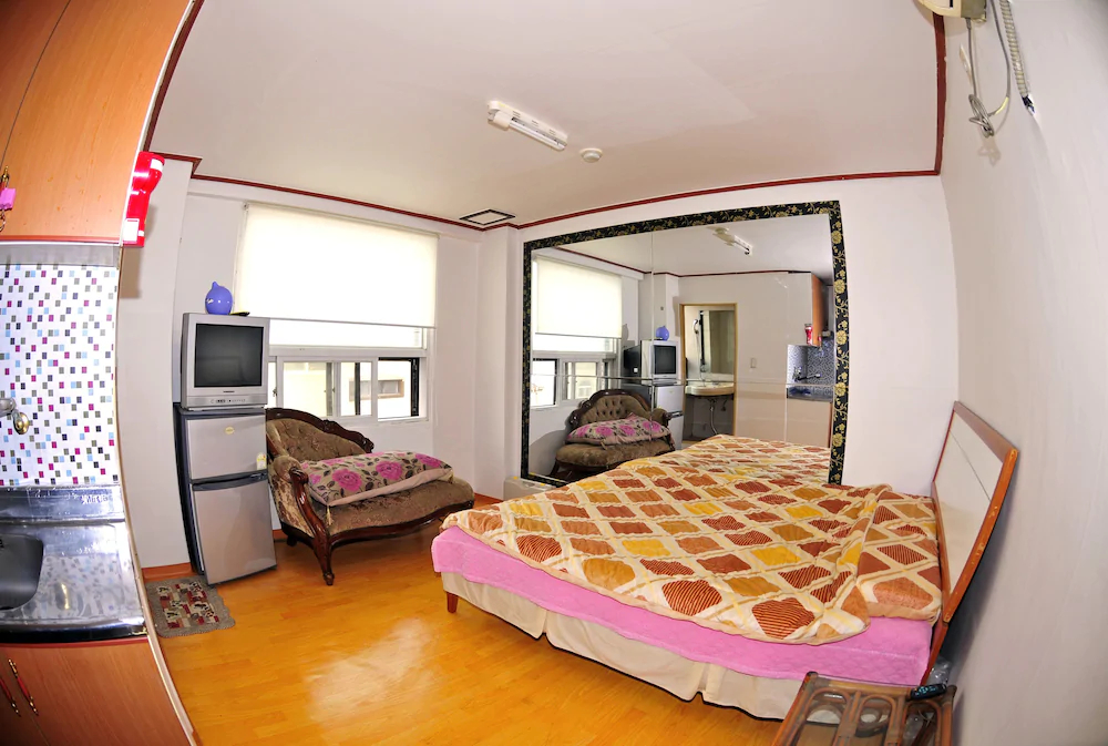 Hwaseong Guest House