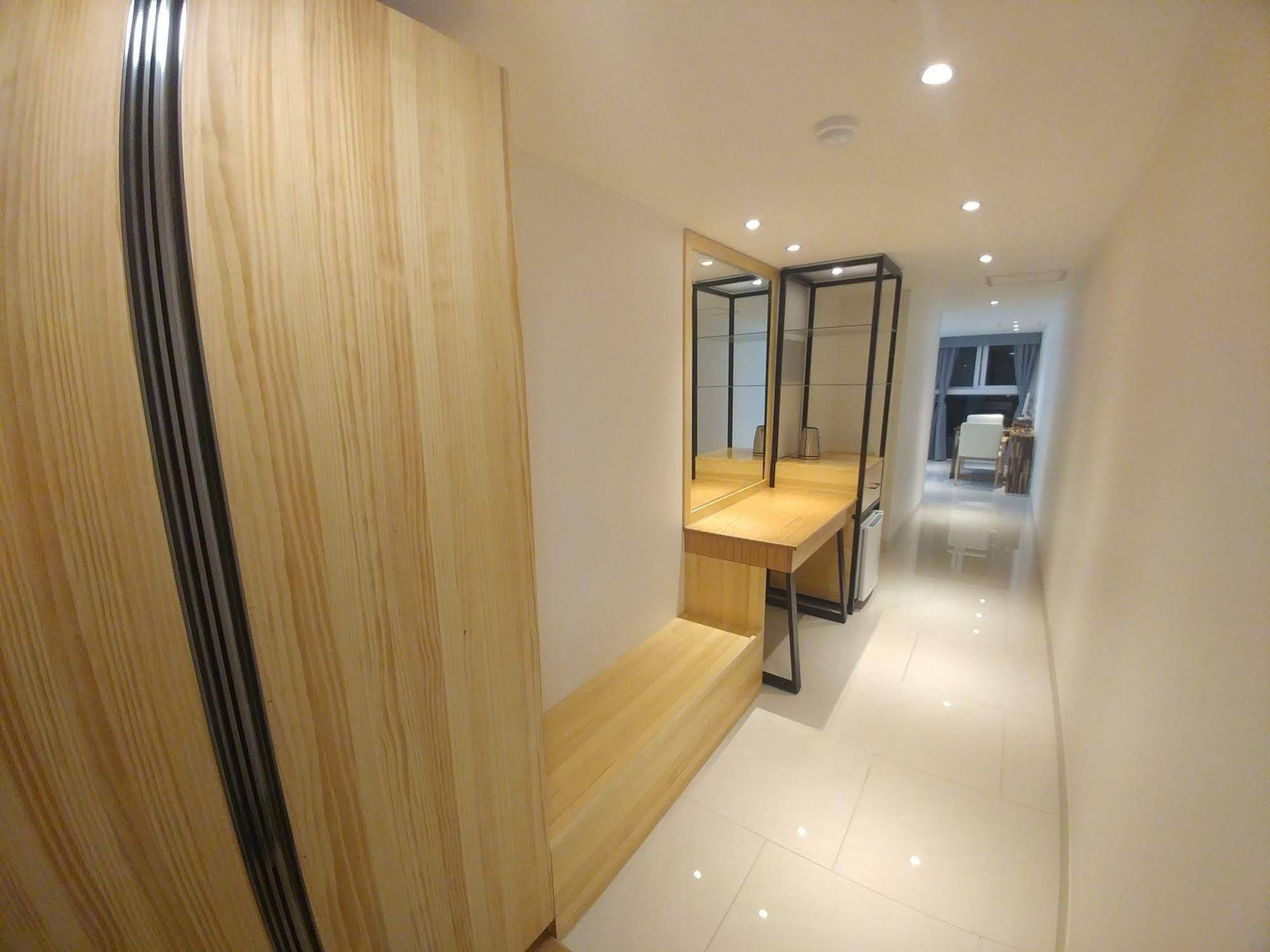 I.Y Hotel
