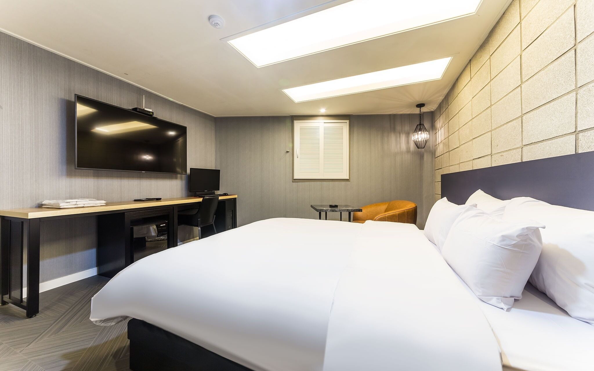 Suwon City Hall Station Dean