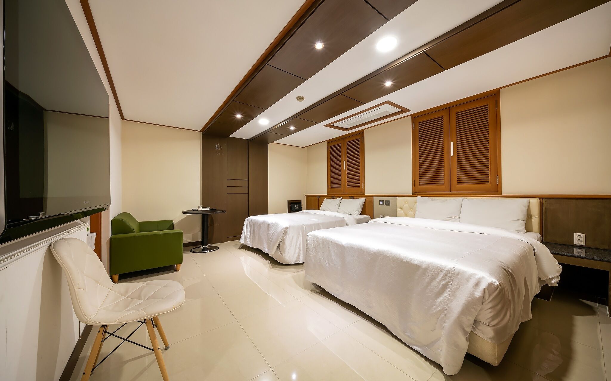 Suwon Guundong Neo
