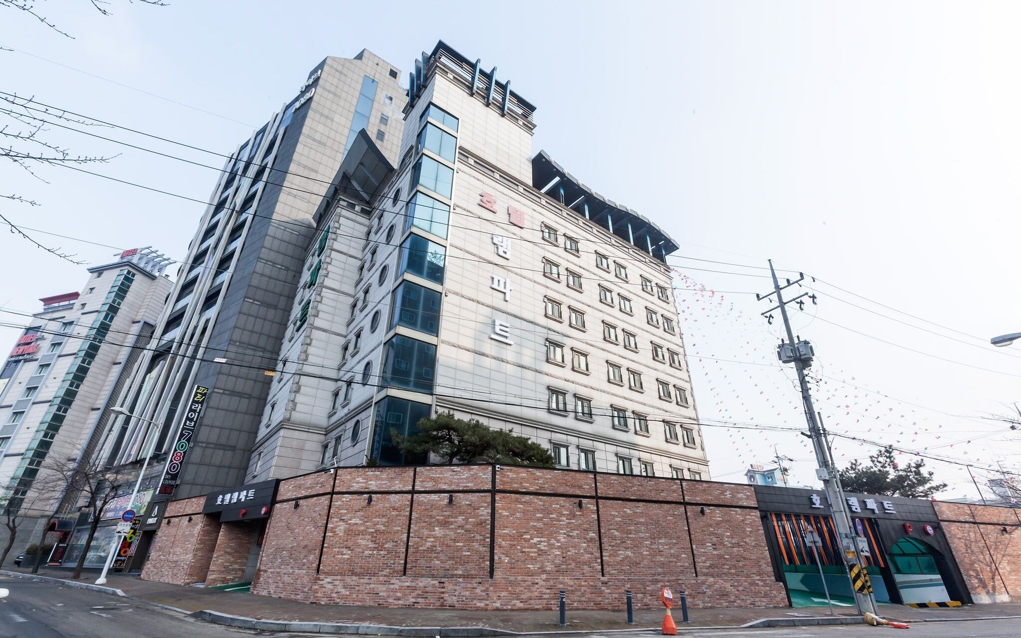 Suwon Guundong Rampart