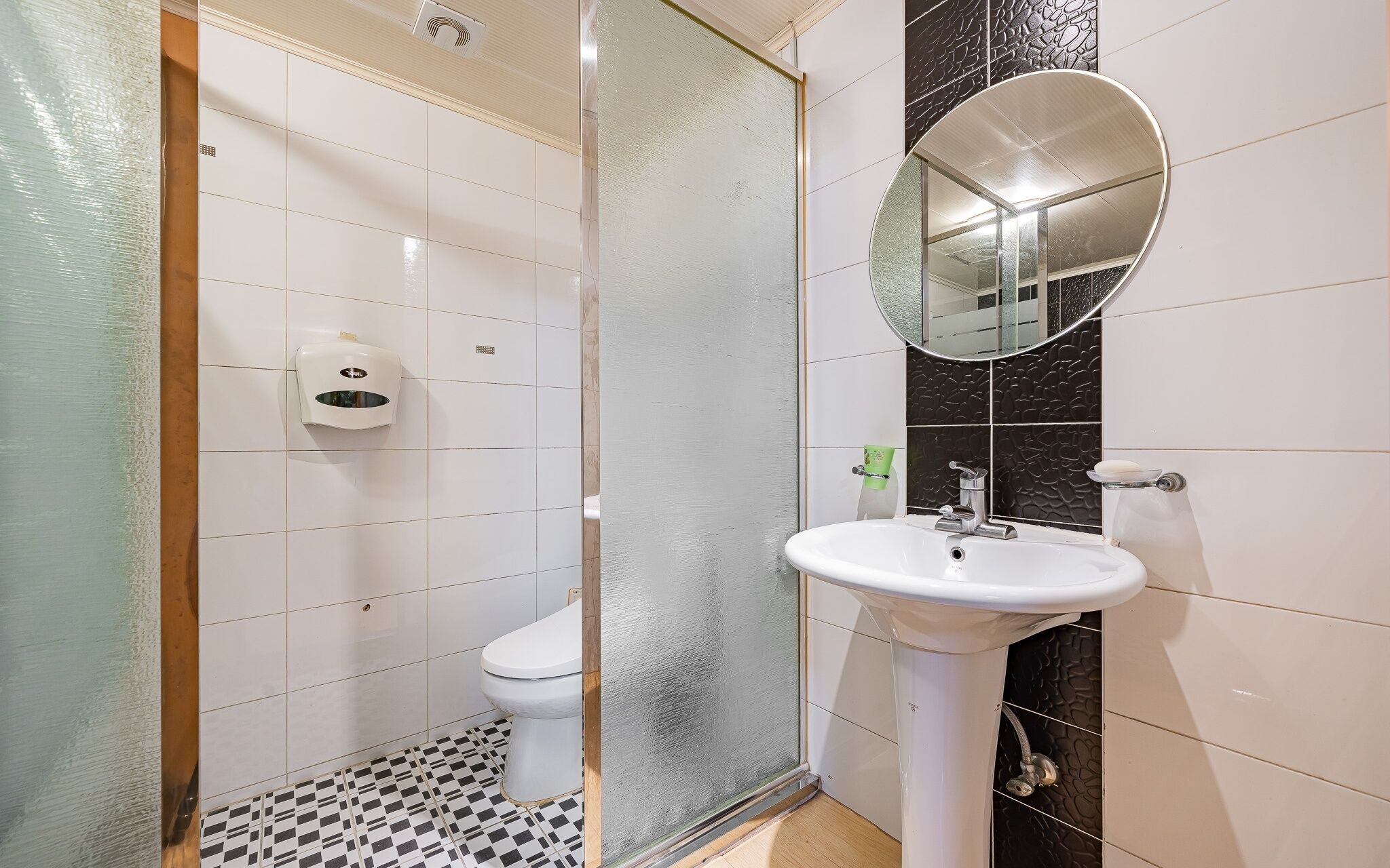Suwon Herb Motel