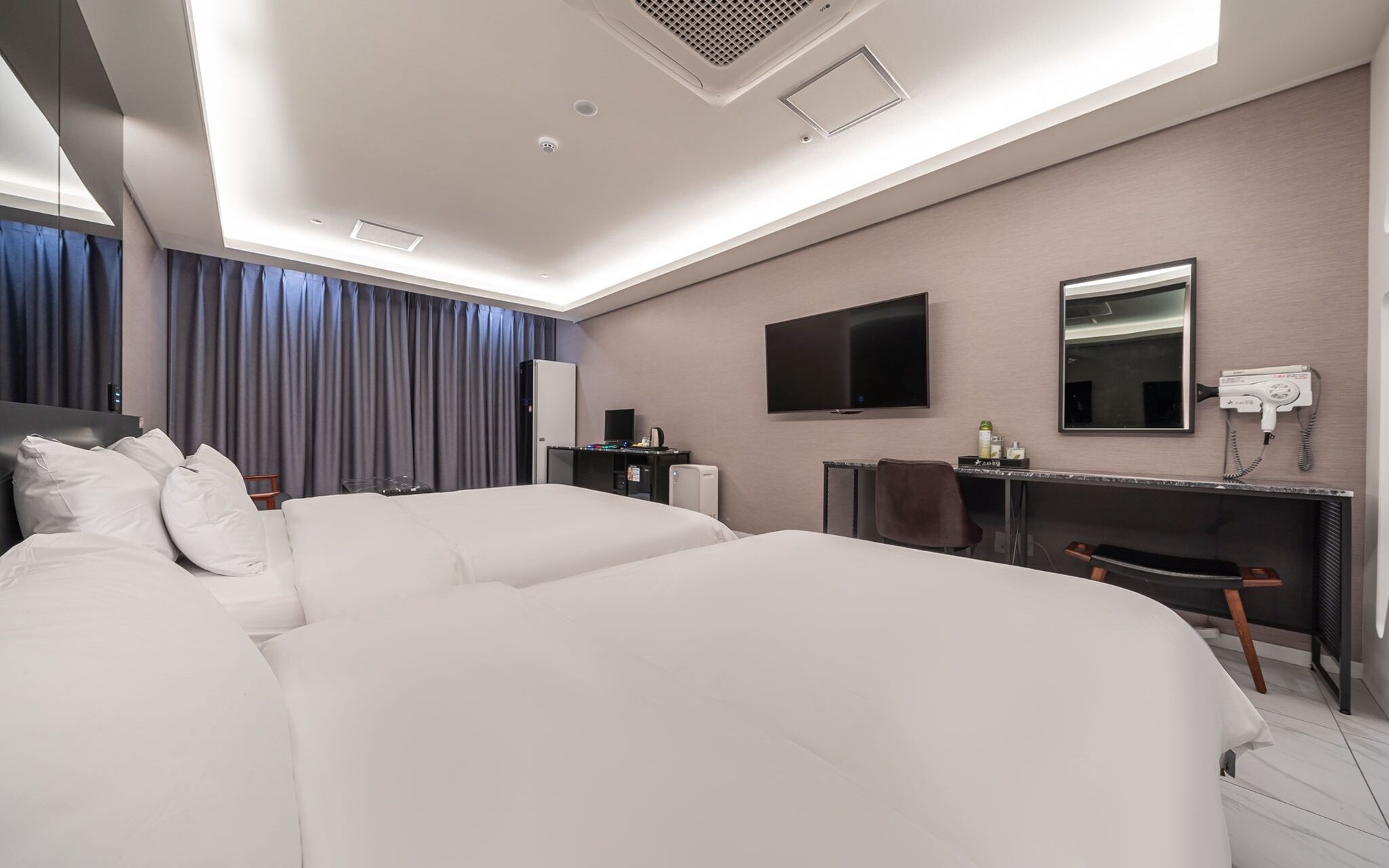 Suwon Homaesil Star Hotel