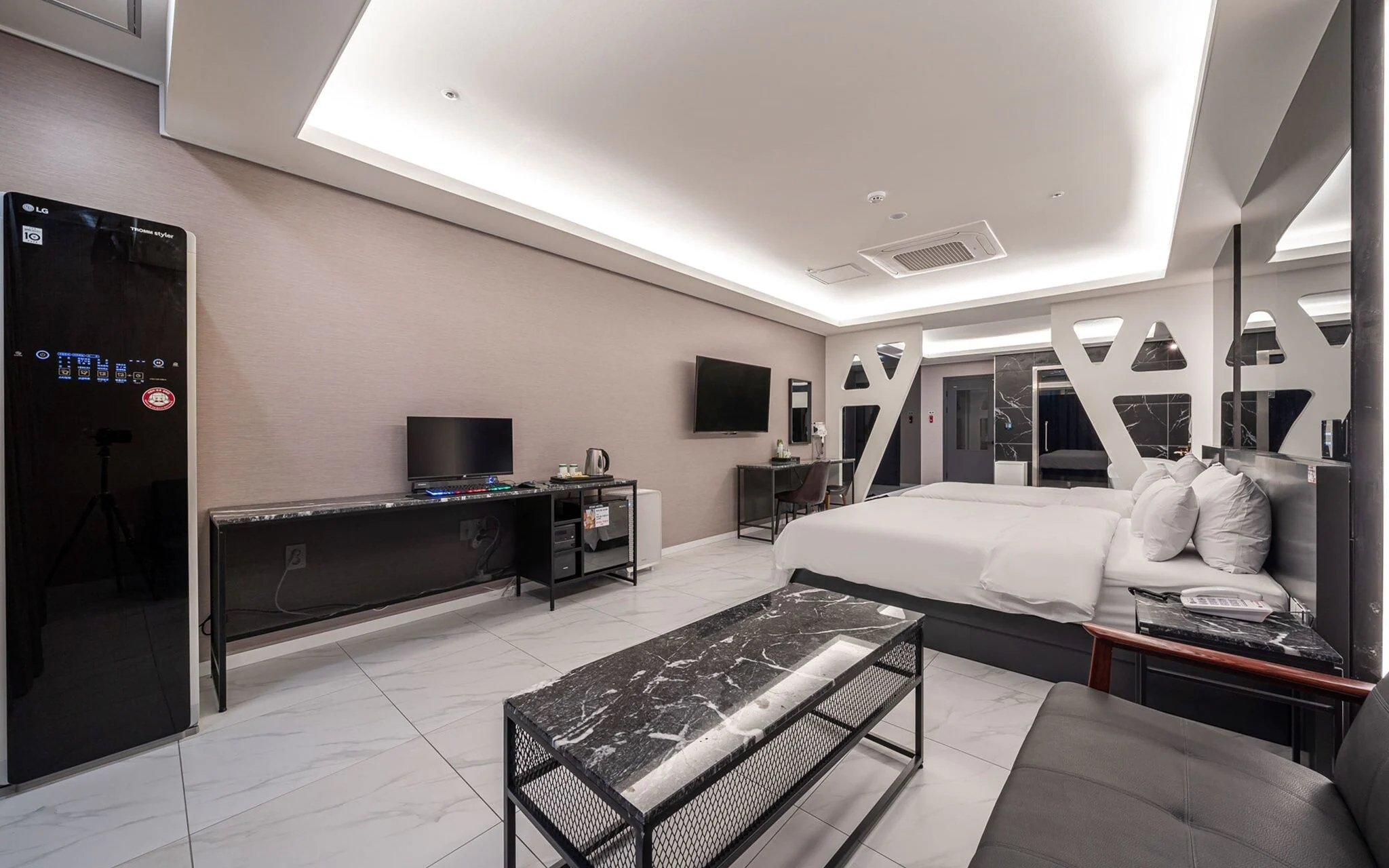 Suwon Homaesil Star Hotel