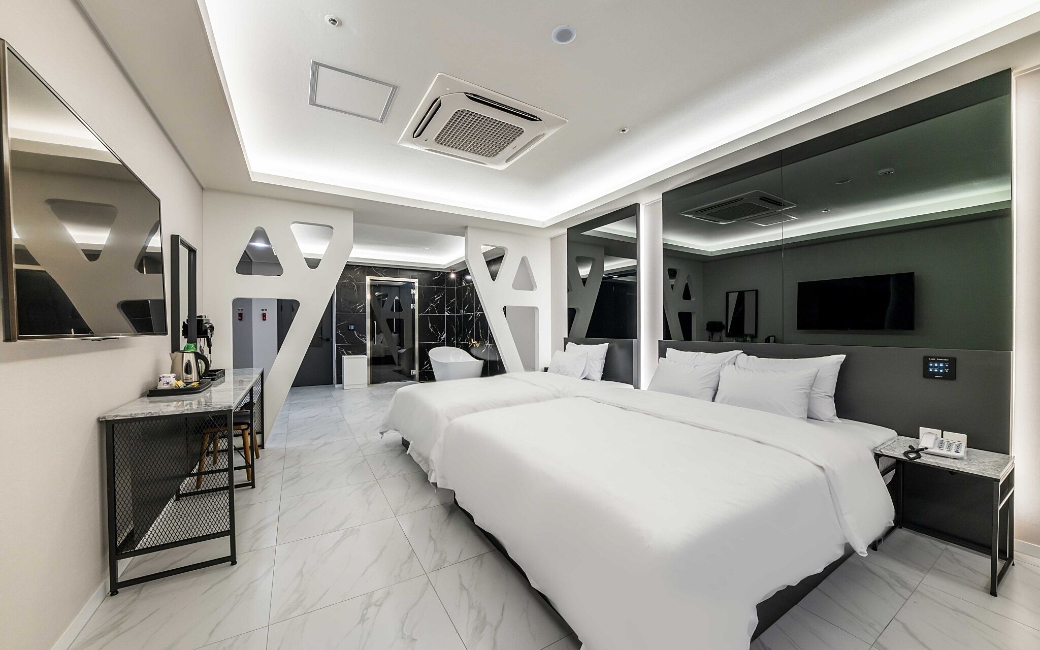 Suwon Homaesil Star Hotel