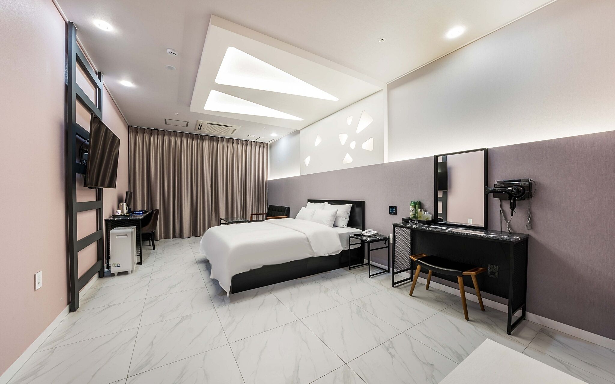 Suwon Homaesil Star Hotel