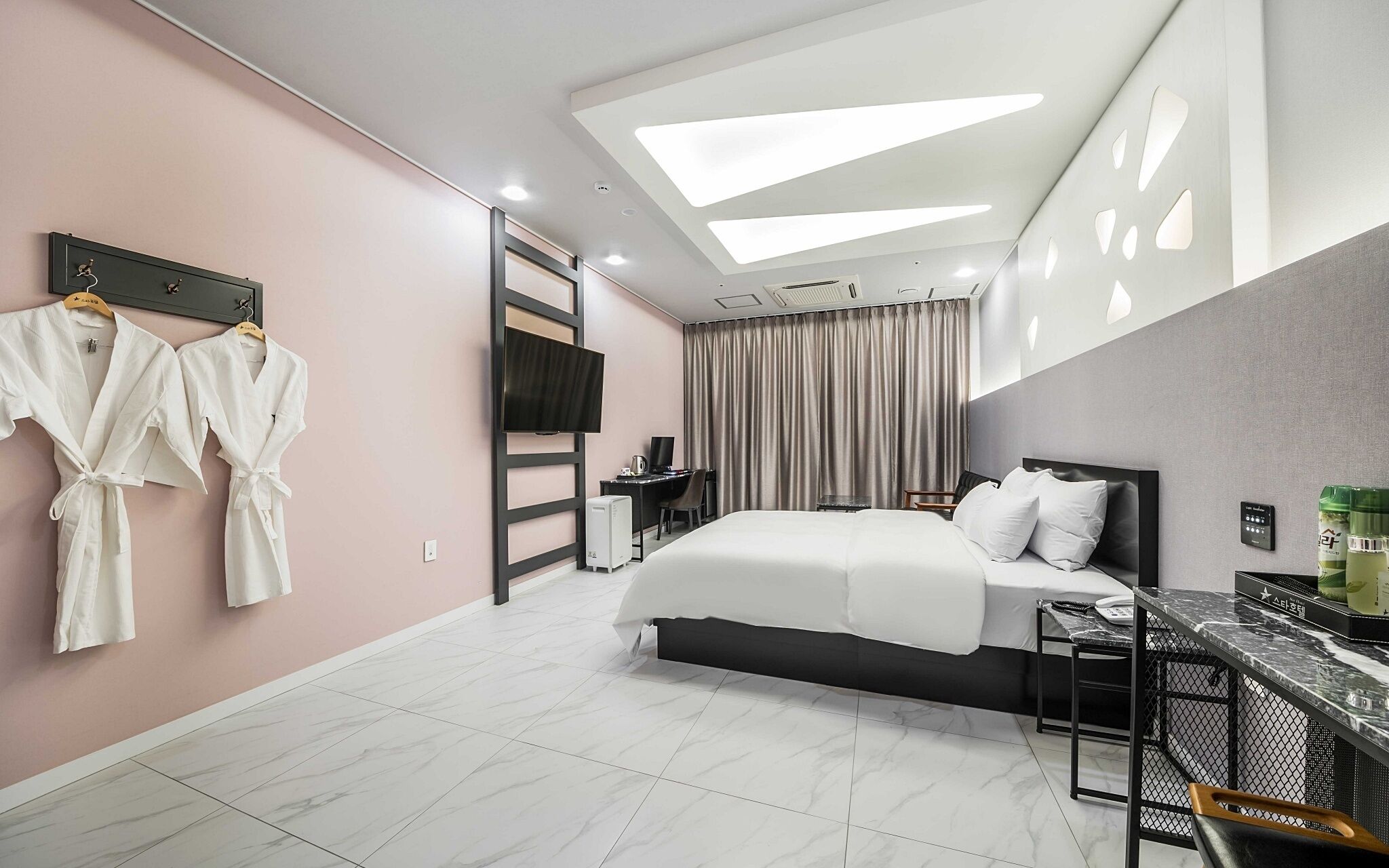 Suwon Homaesil Star Hotel