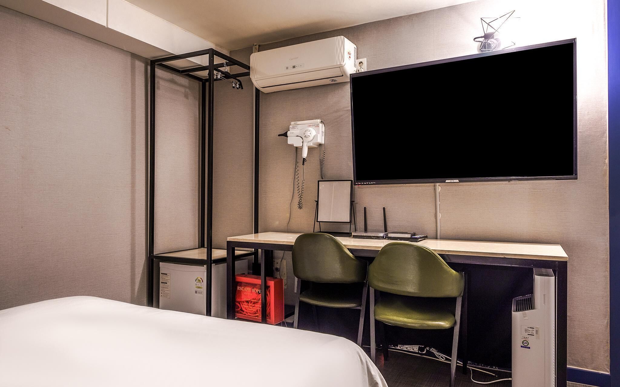 Suwon Hotel Coco