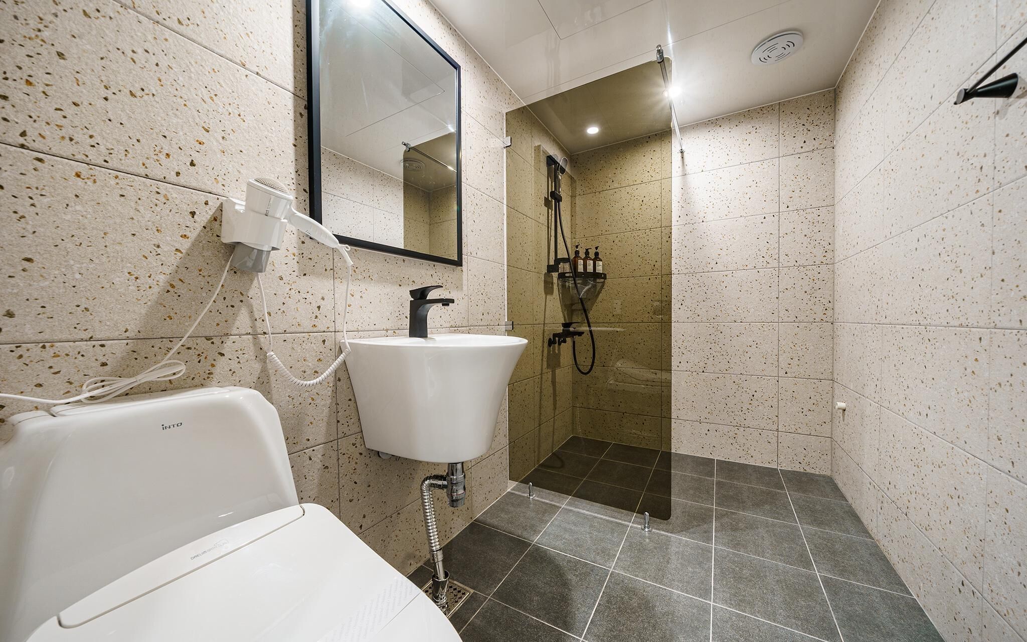Suwon Movie Motel