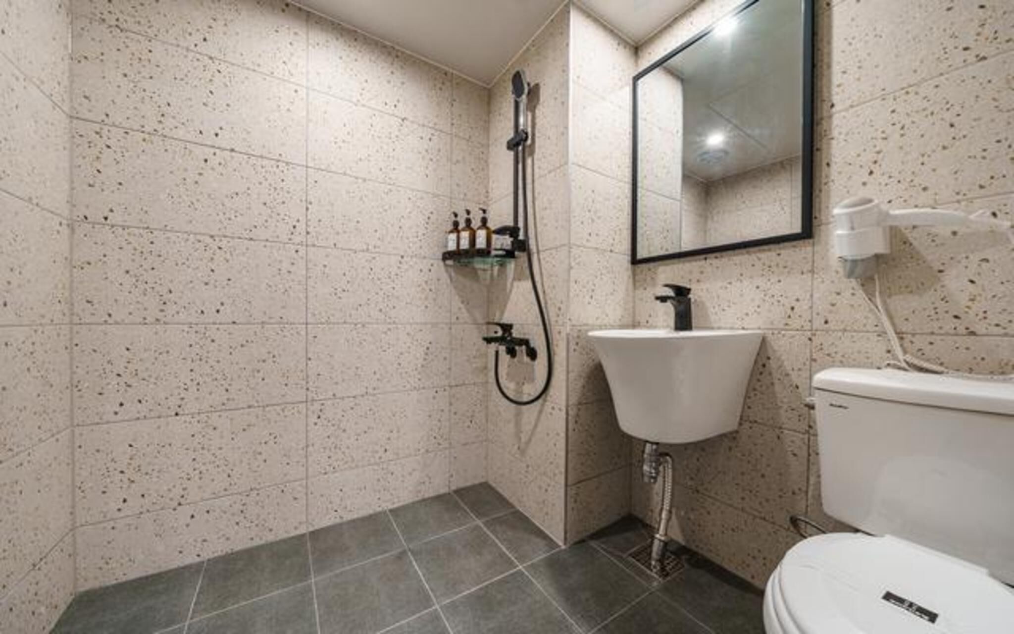 Suwon Movie Motel