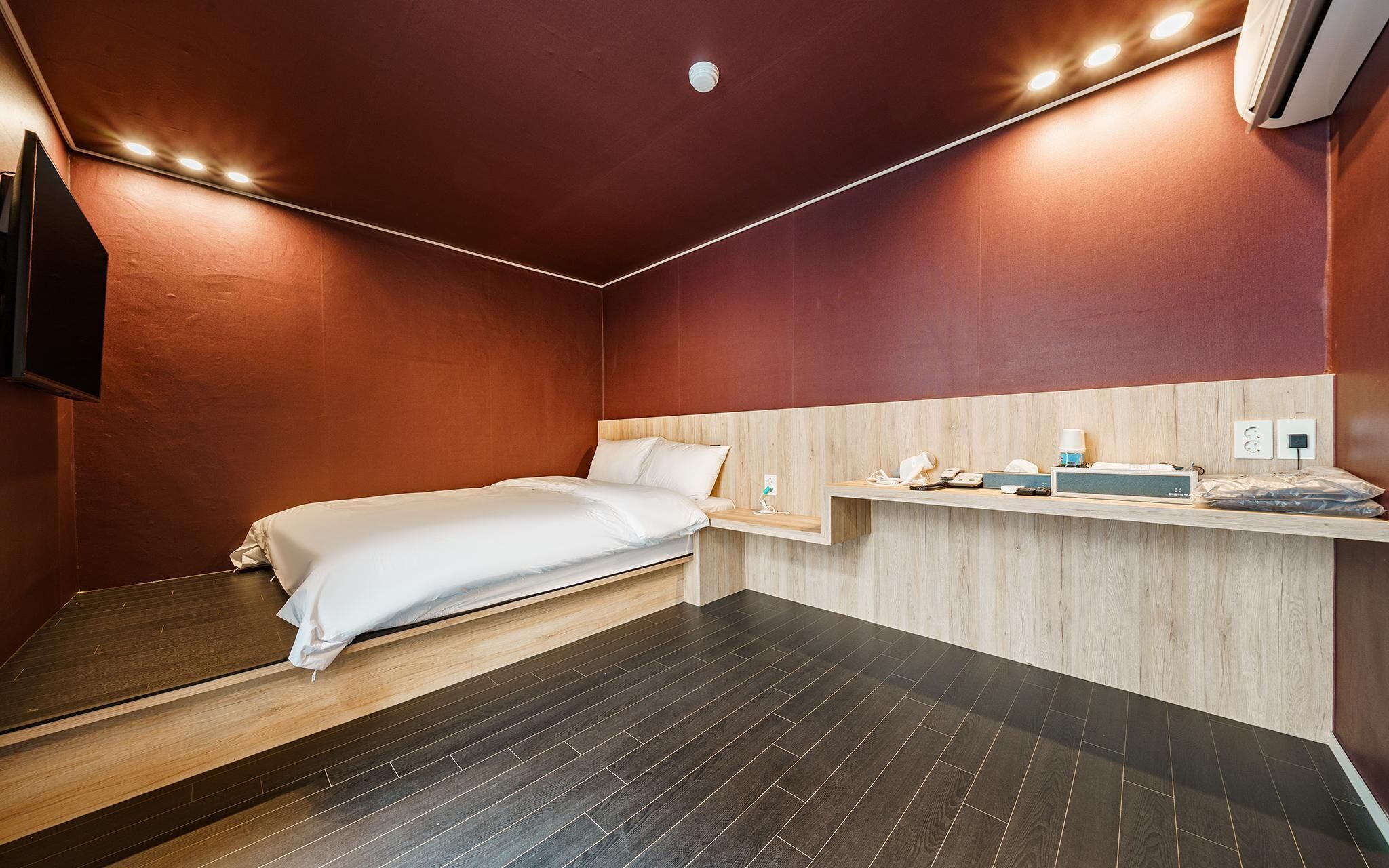 Suwon Movie Motel