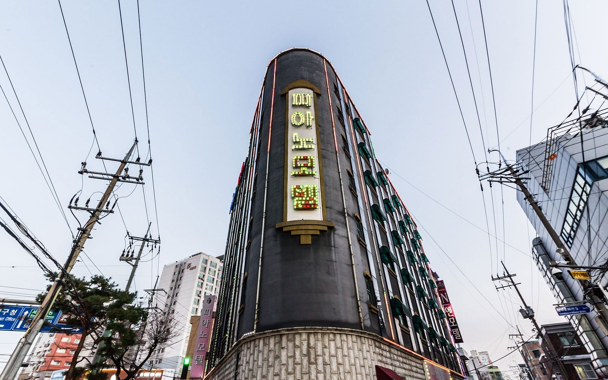 Suwon Piano