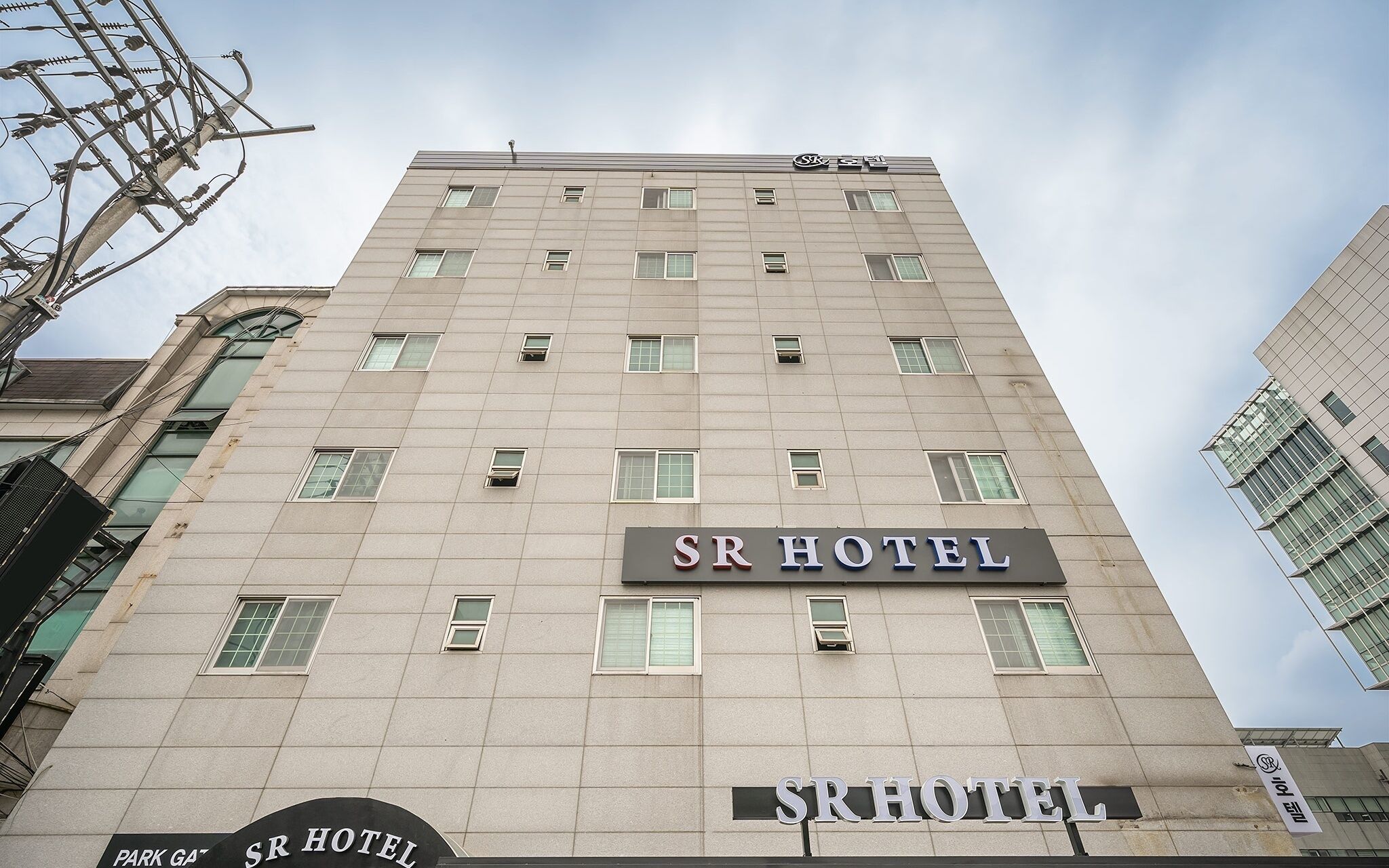 Suwon SR Hotel