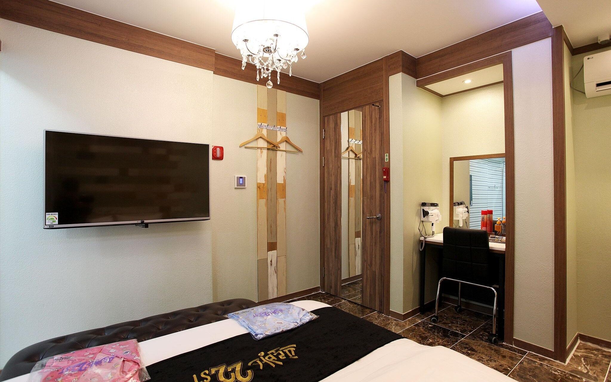 Suwon Station Provence 22st