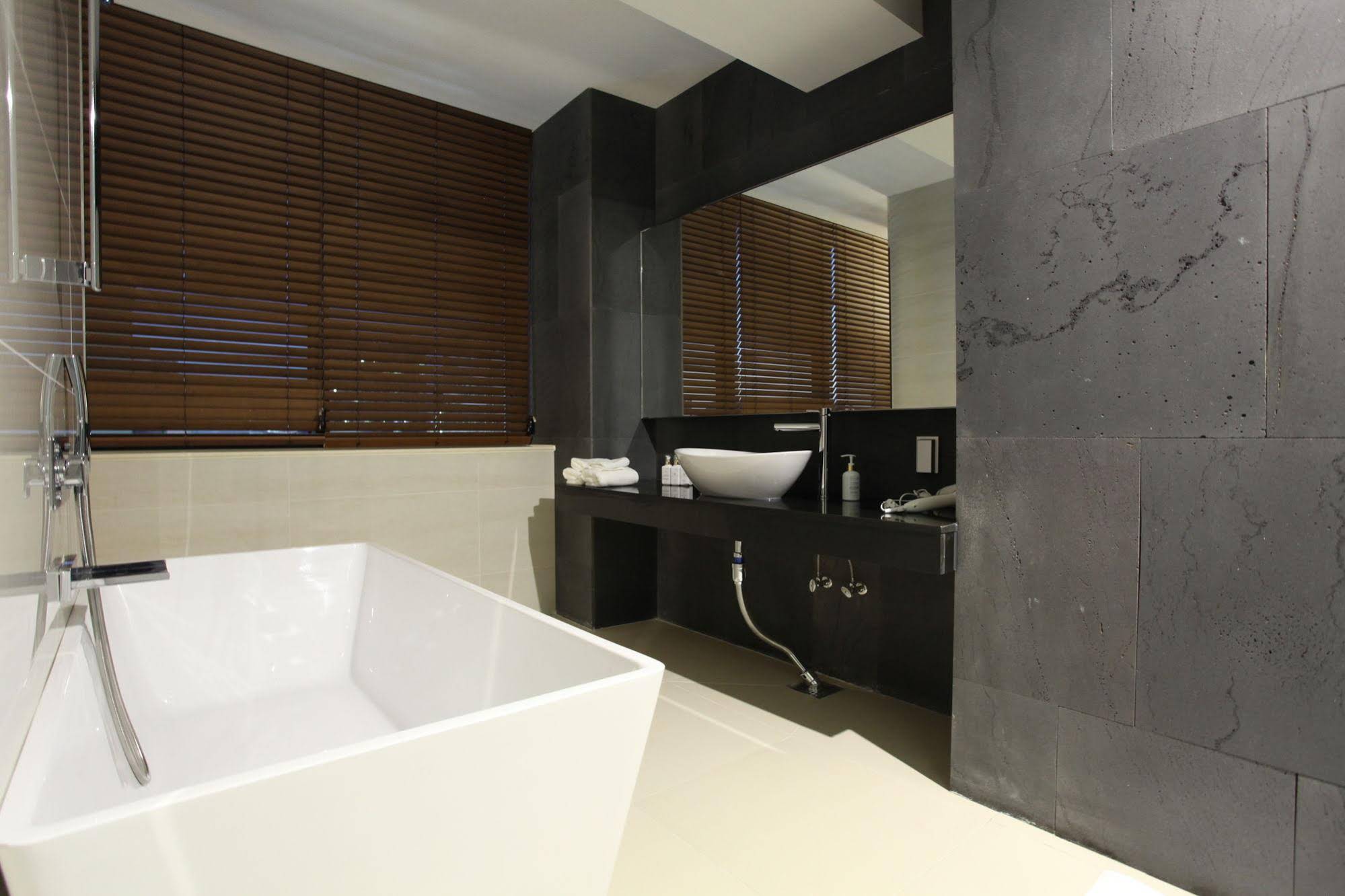 Suwon Top Cloud Hotel