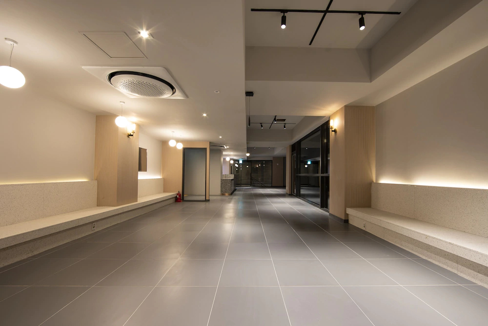 Brown Dot Hotel