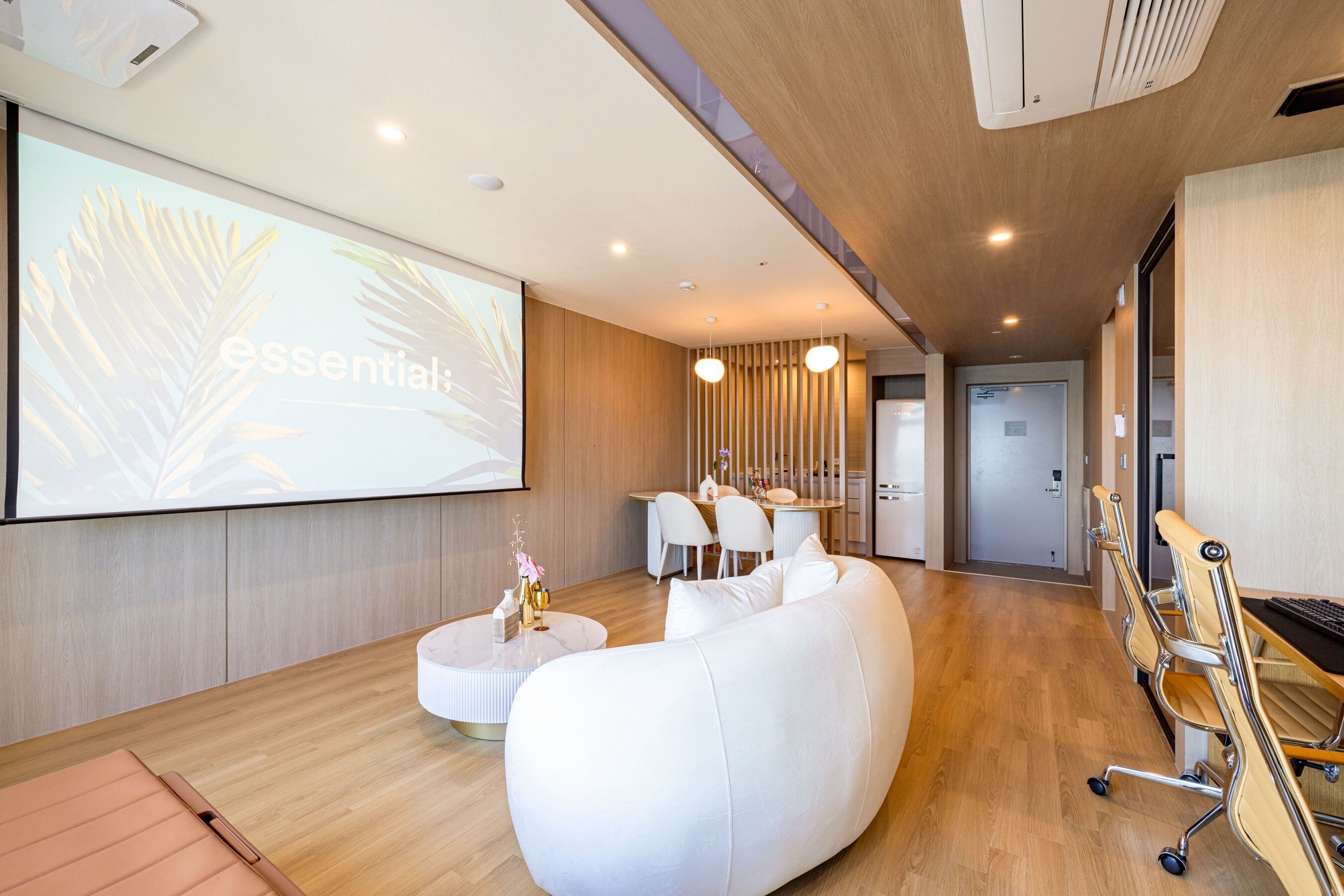 Hound Hotel Ulsan