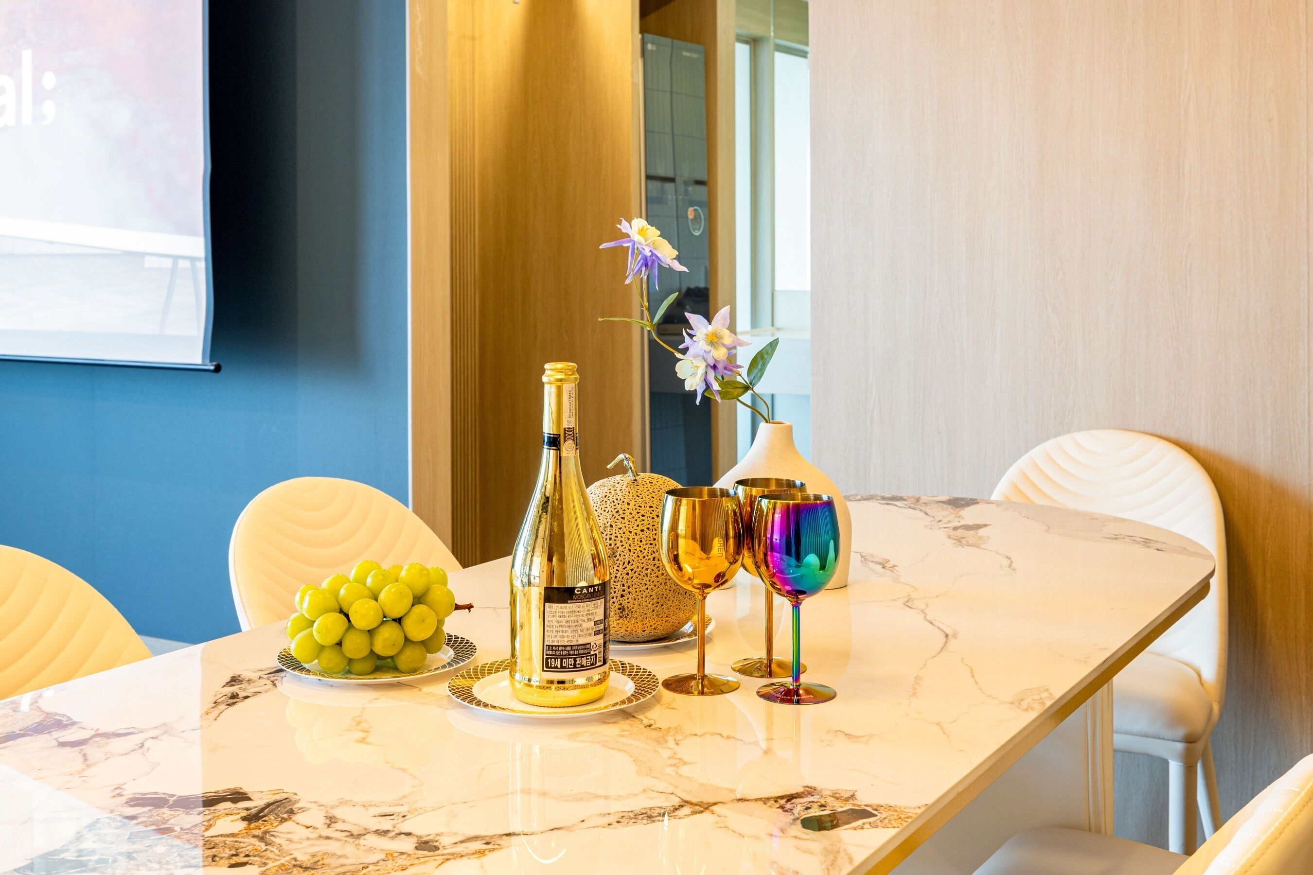 Hound Hotel Ulsan