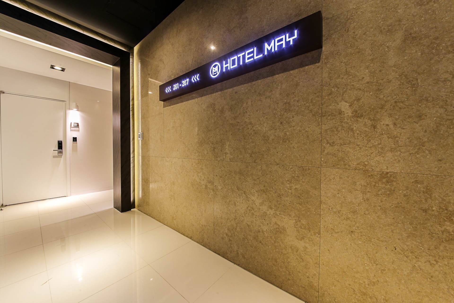 May Hotel