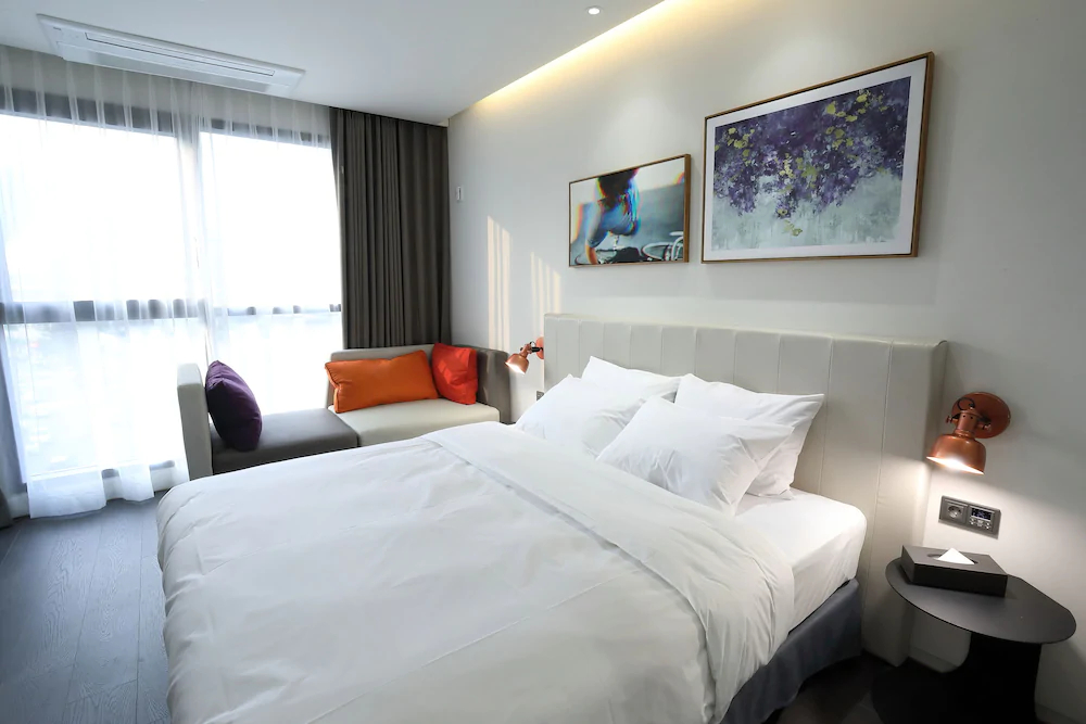 Orchid Hotel