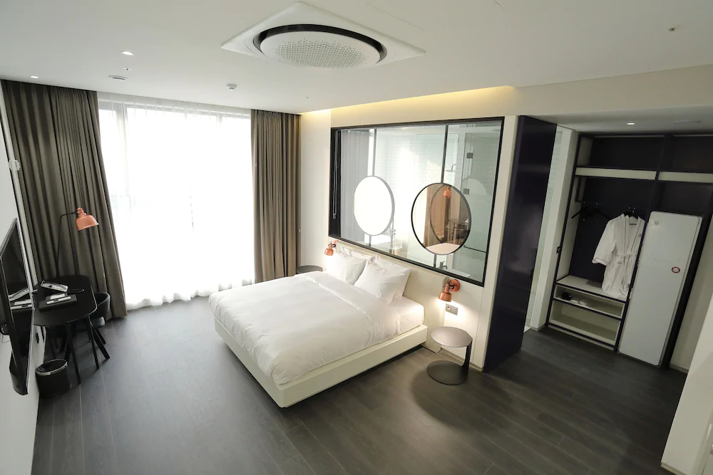 Orchid Hotel