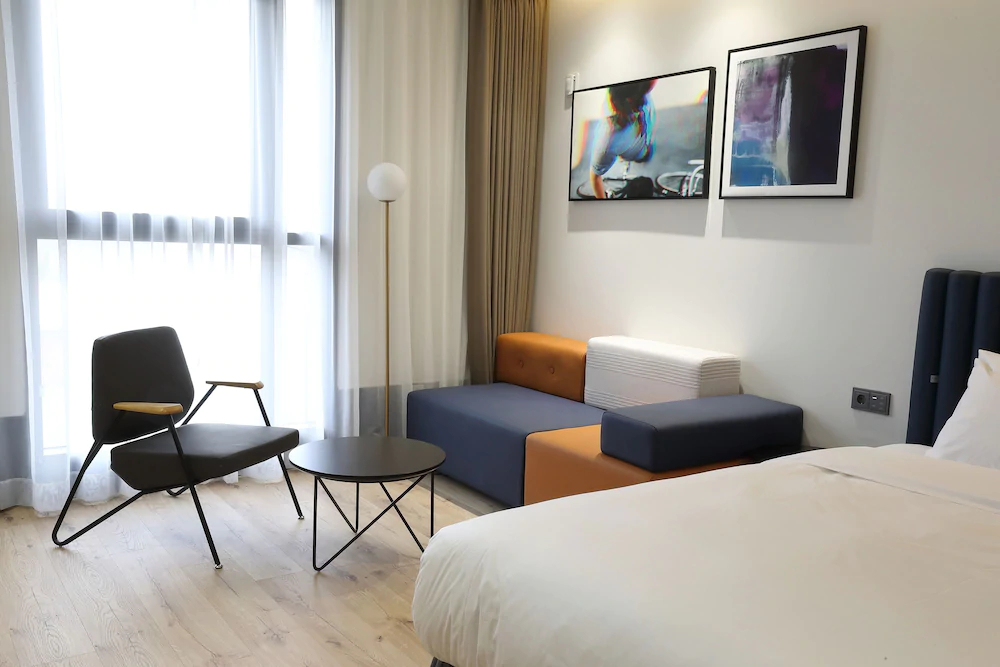 Orchid Hotel