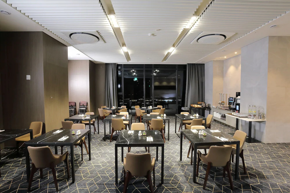 Orchid Hotel