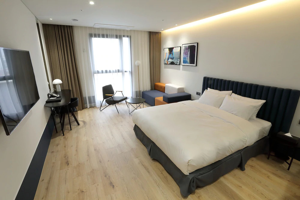 Orchid Hotel