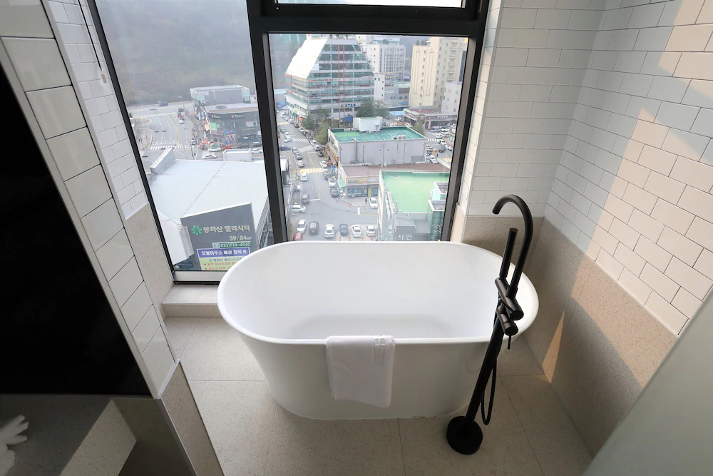 Orchid Hotel