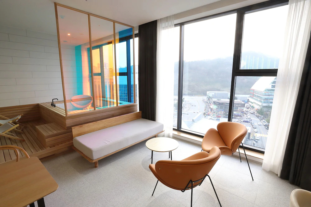 Orchid Hotel