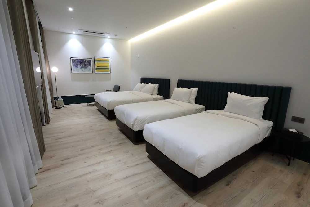 Orchid Hotel