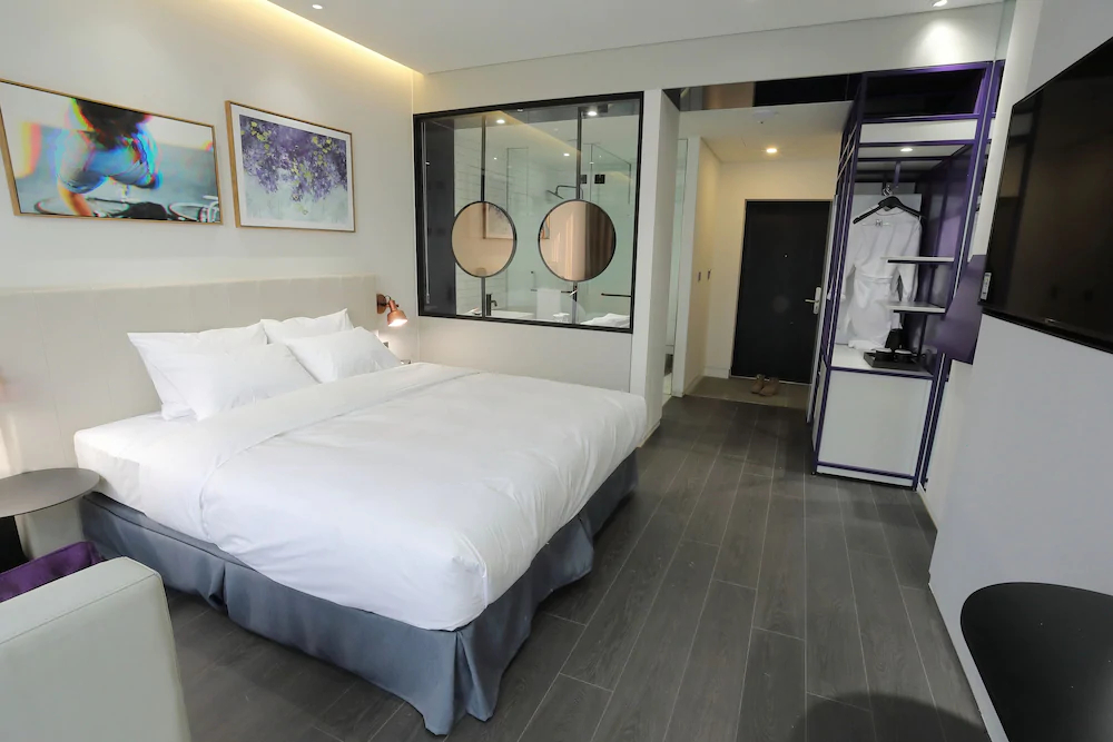 Orchid Hotel