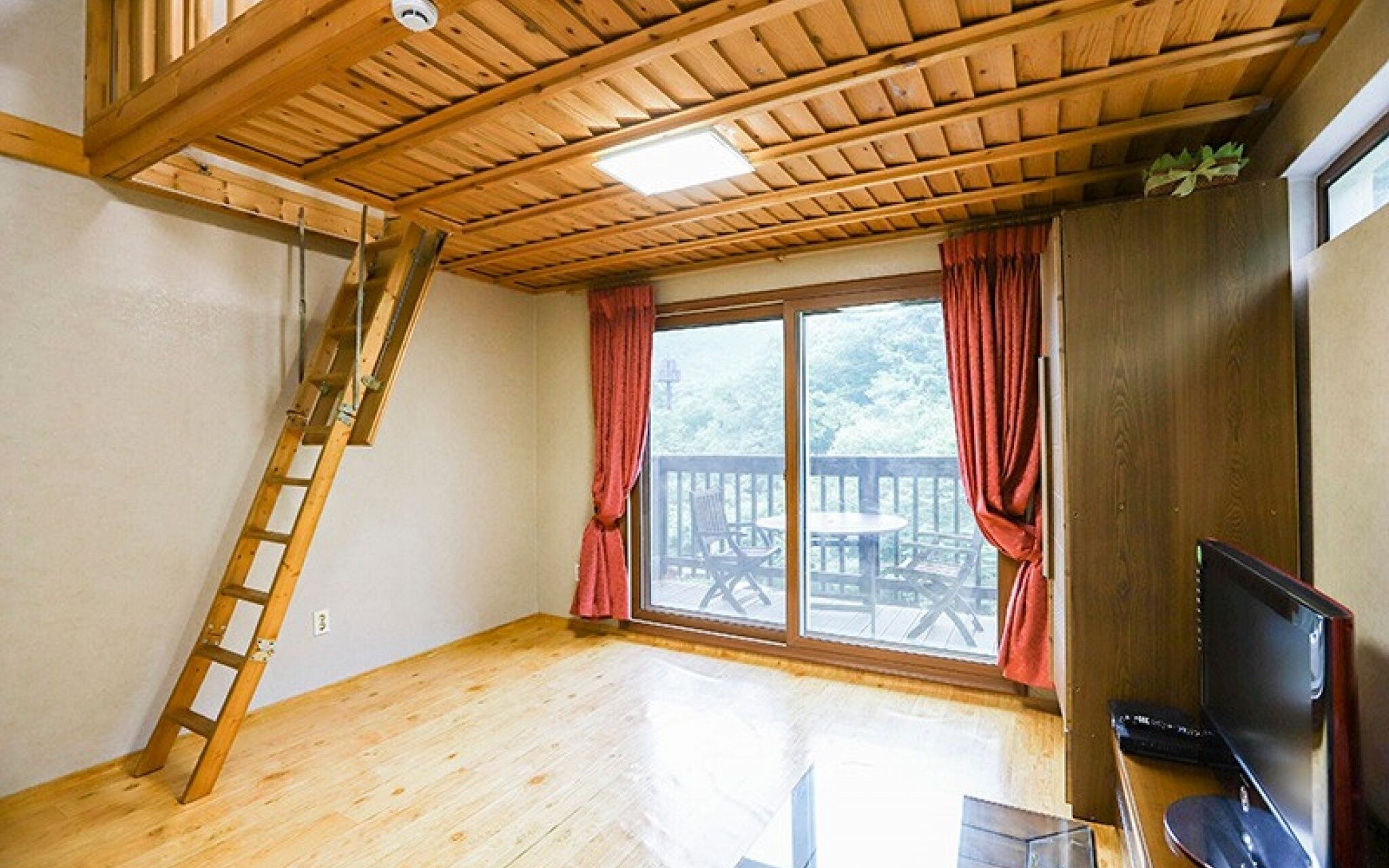 Wonju Chiaksan Gallery Pension