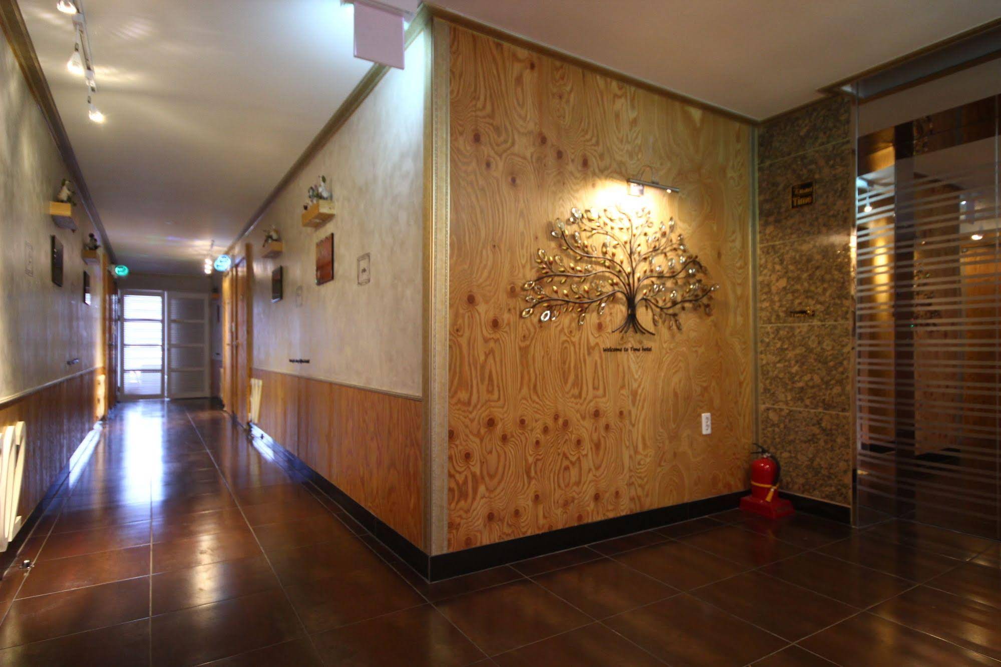 Time Hotel