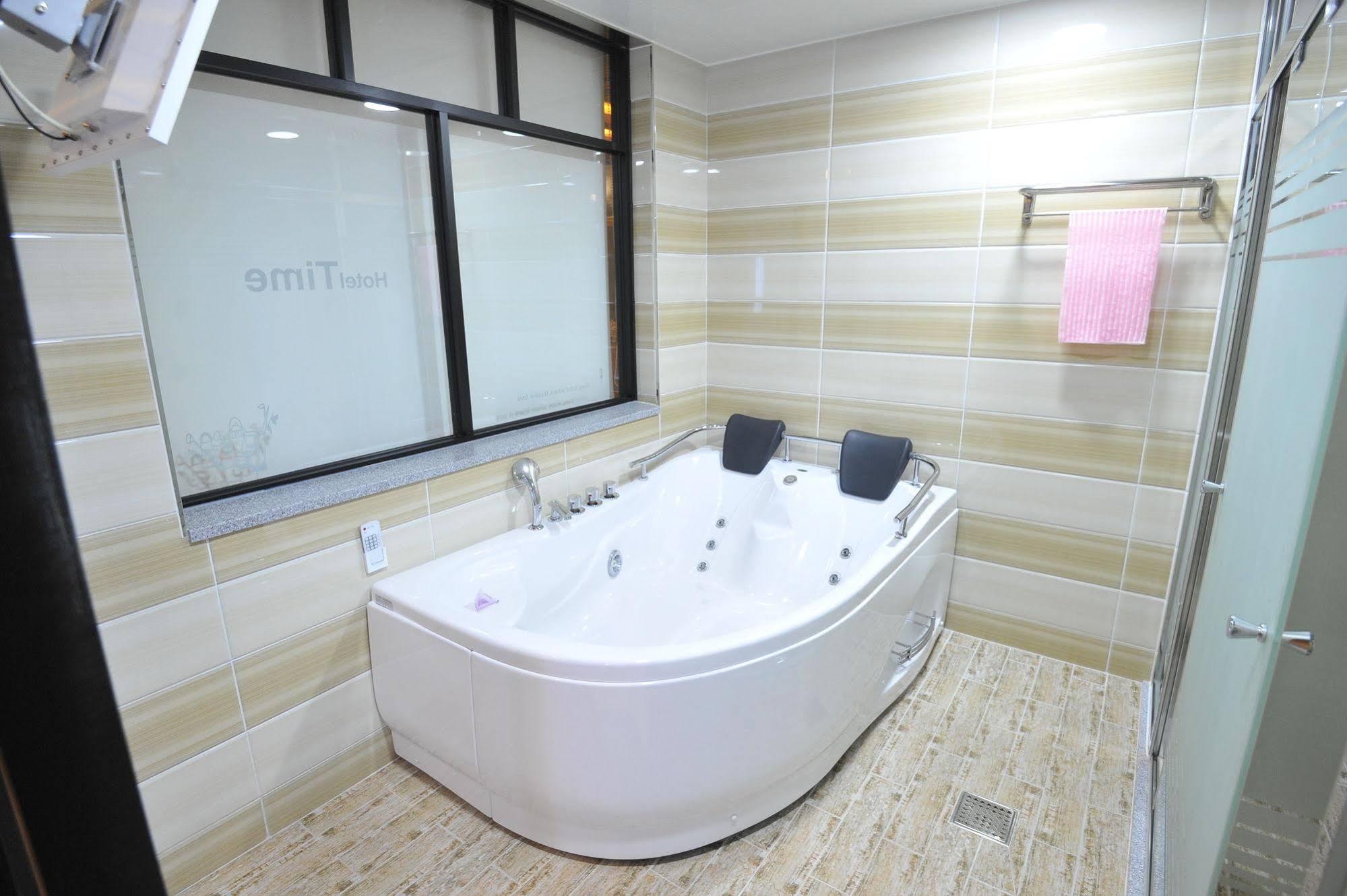 Time Hotel