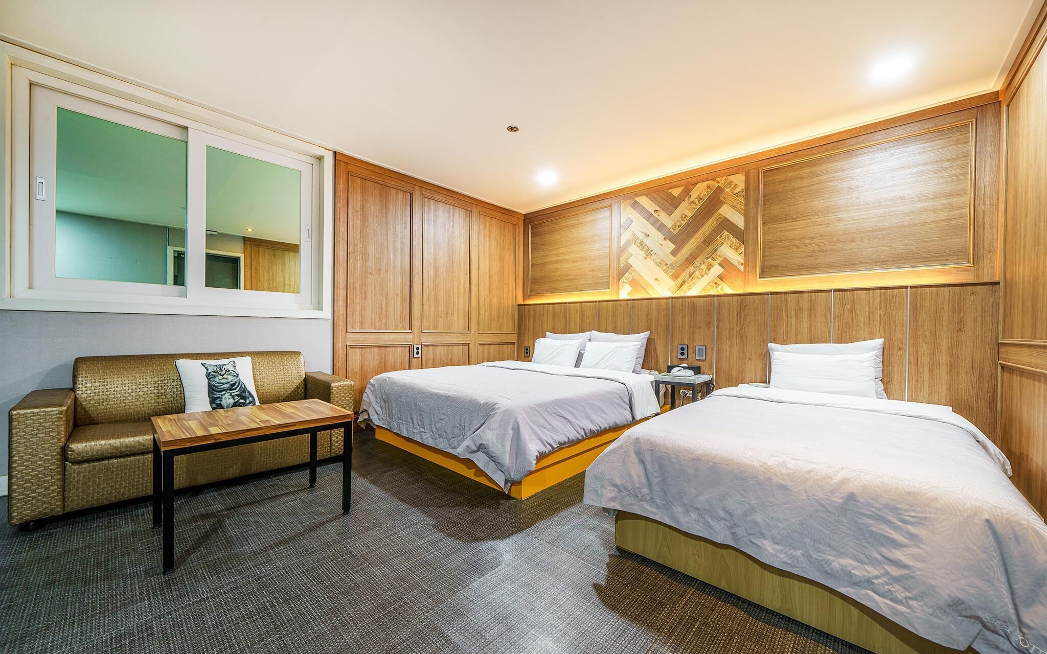 Yangsan Bukdong Hotel Somerset