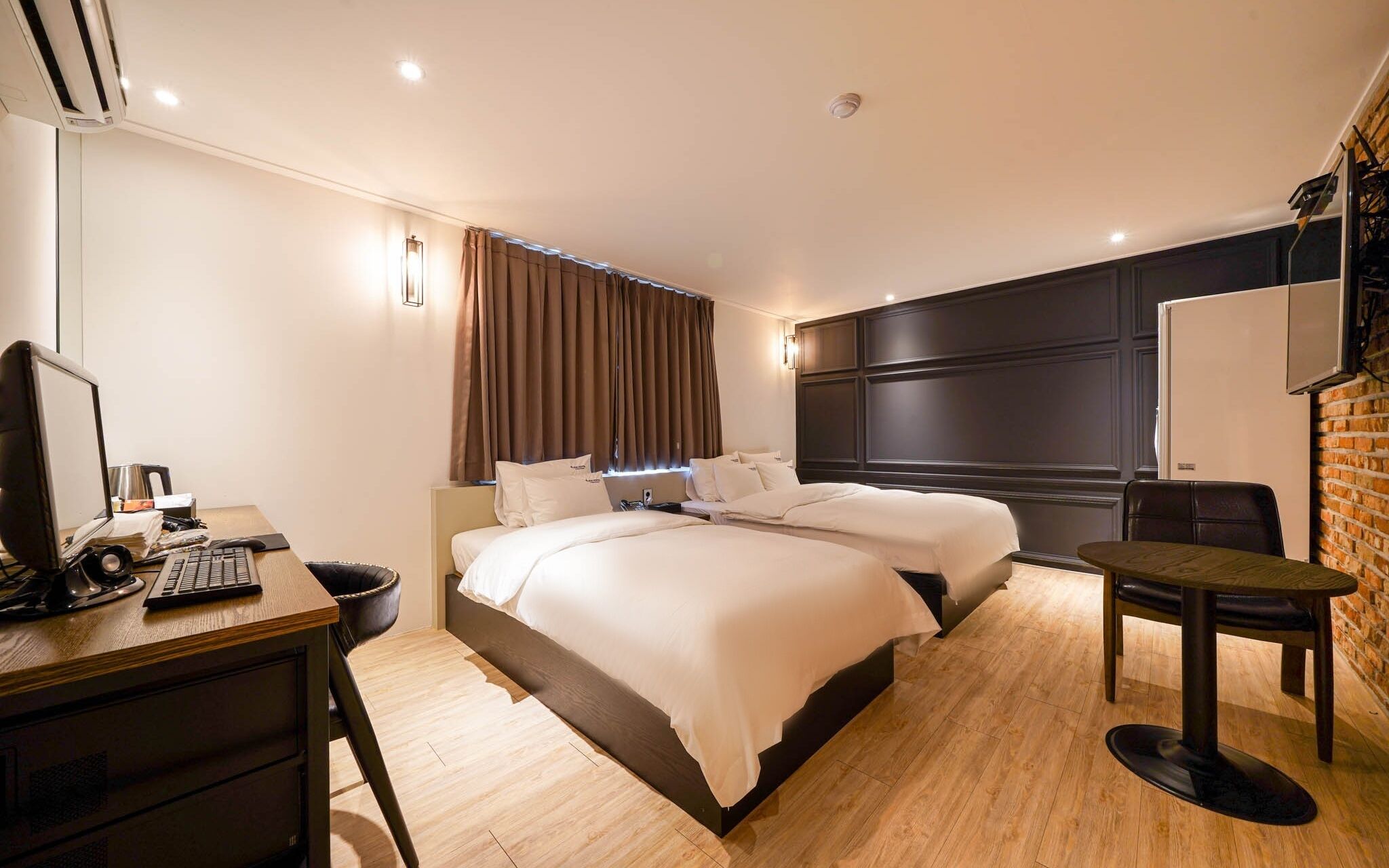 Yangsan Deokgye Yuna Hotel