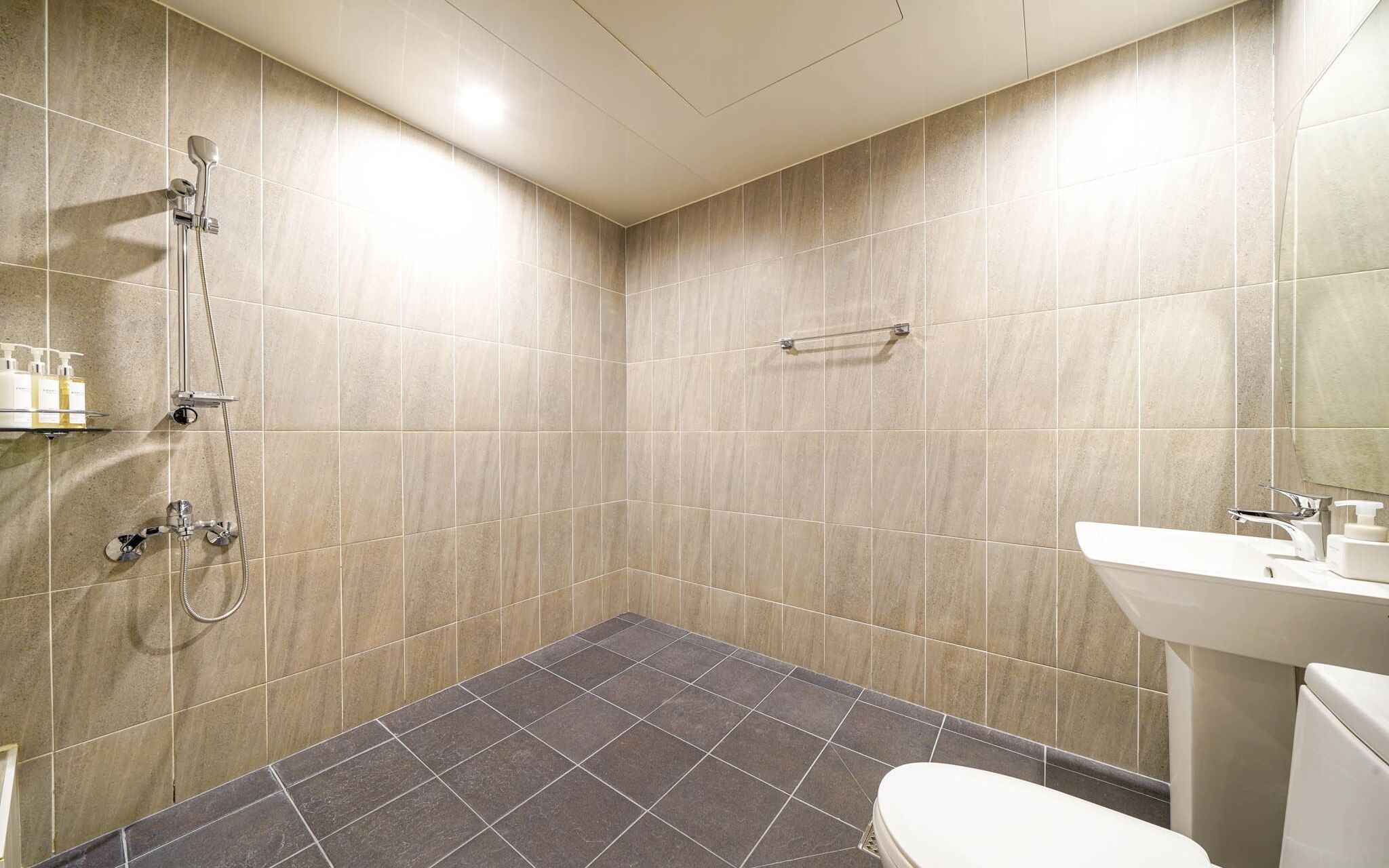 Yangsan Deokgye Yuna Hotel