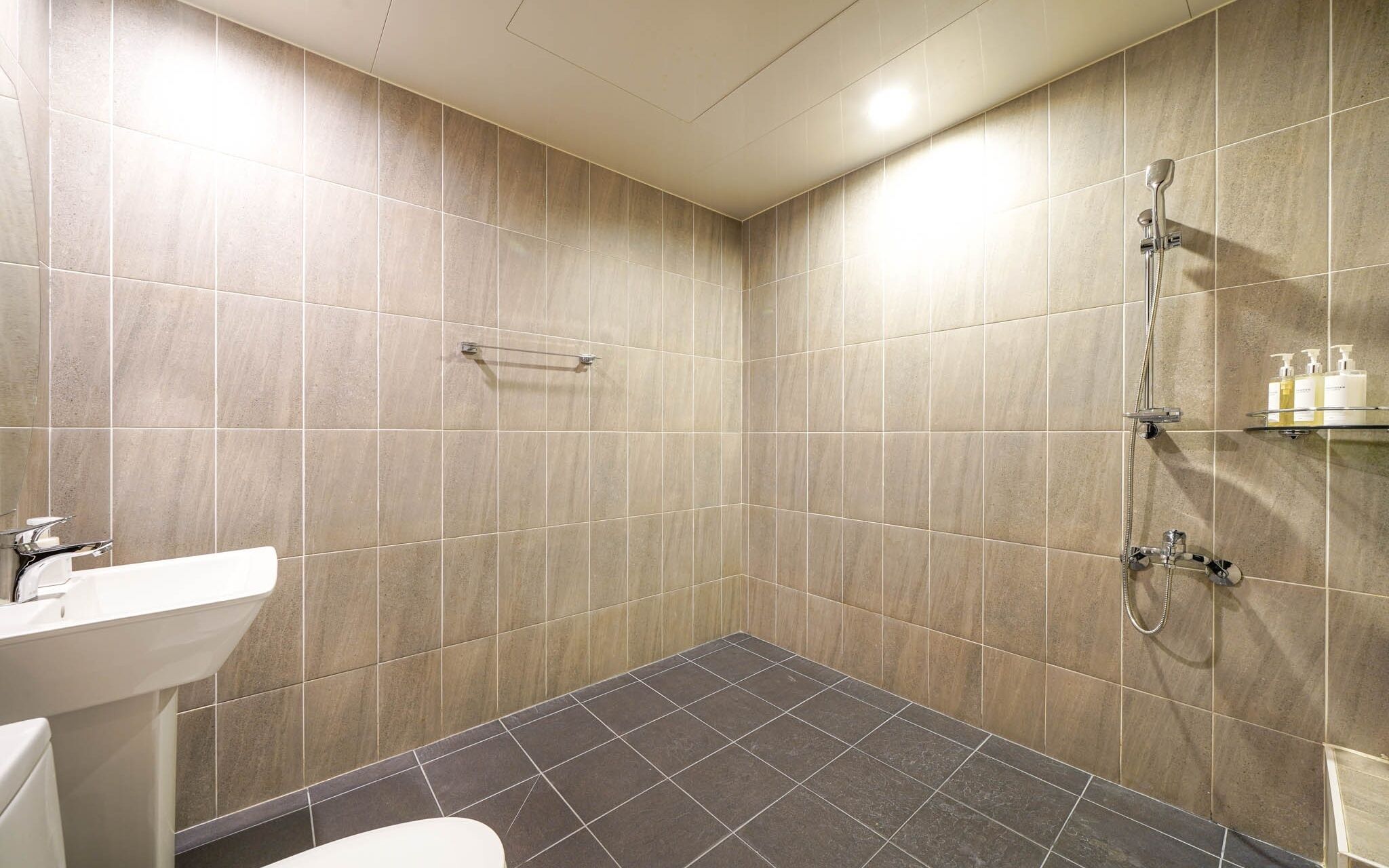 Yangsan Deokgye Yuna Hotel