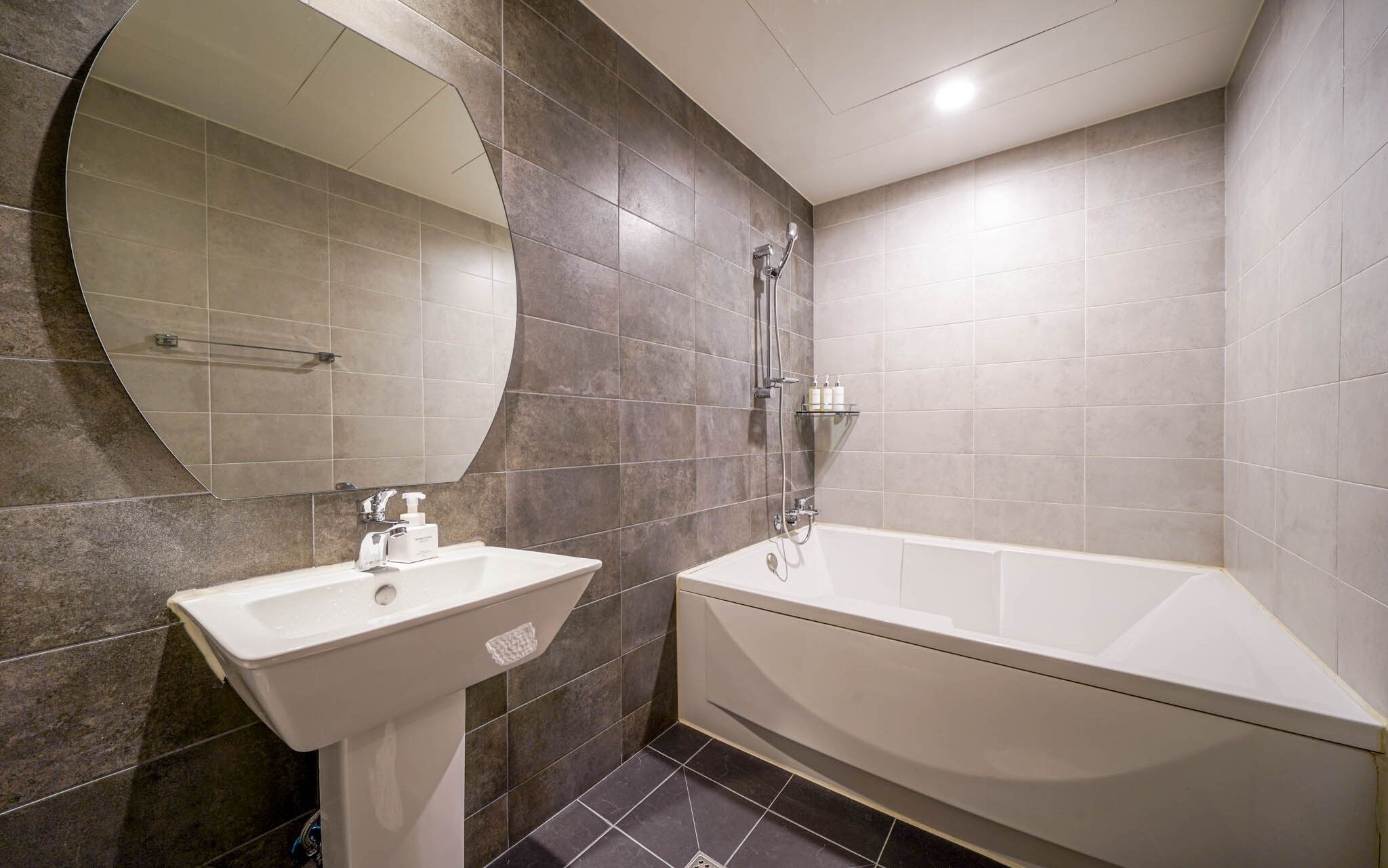 Yangsan Deokgye Yuna Hotel