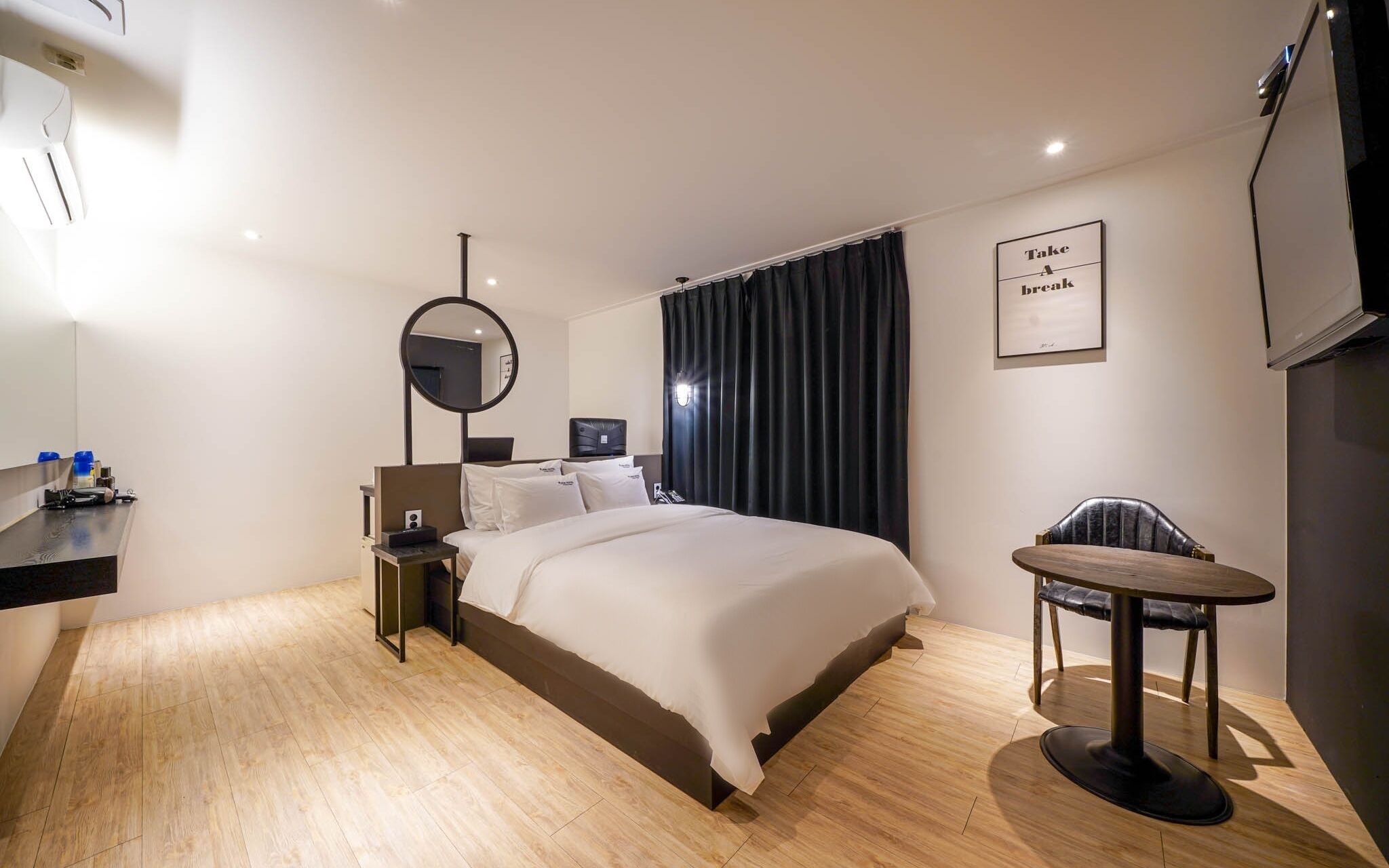 Yangsan Deokgye Yuna Hotel