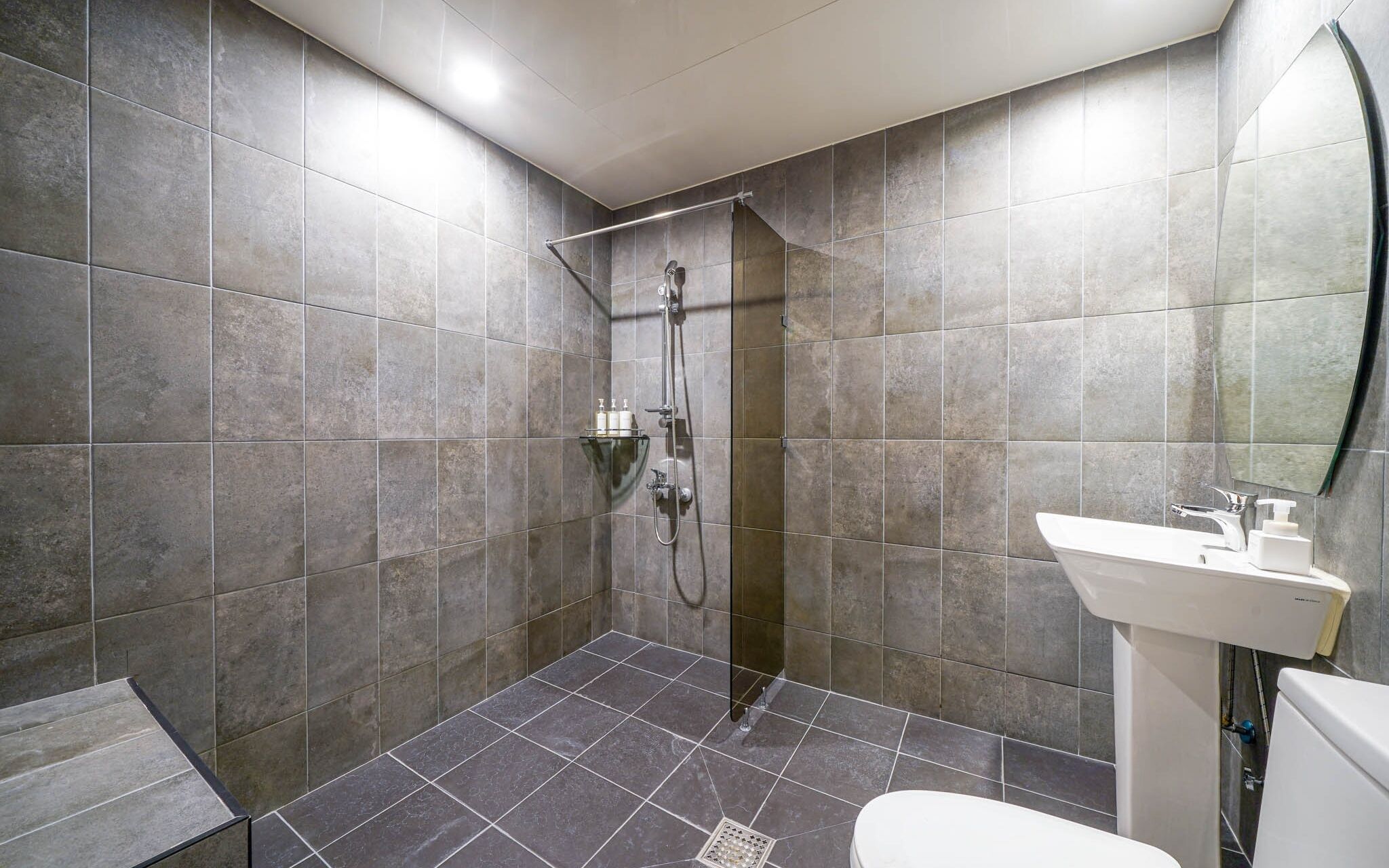 Yangsan Deokgye Yuna Hotel