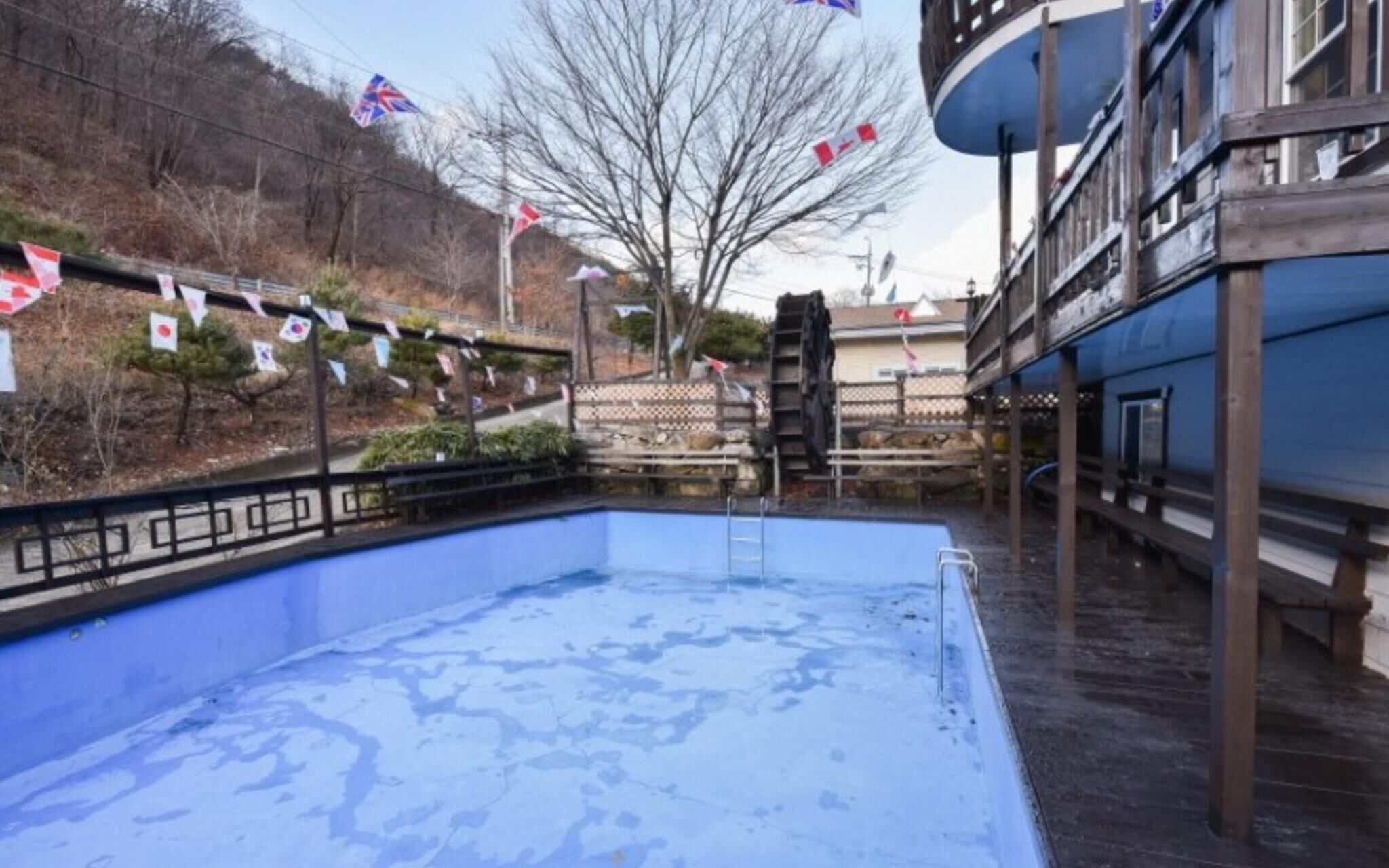 Yangsan Happy Valley Pension