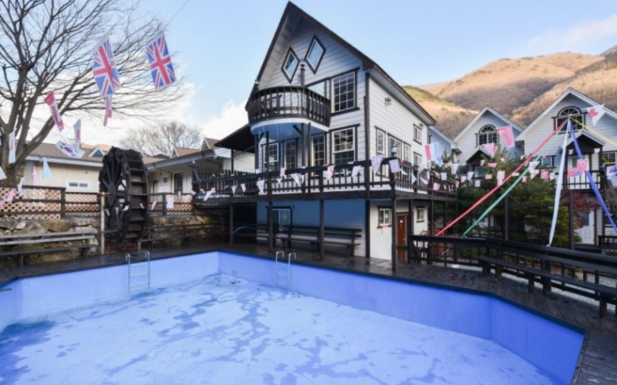 Yangsan Happy Valley Pension