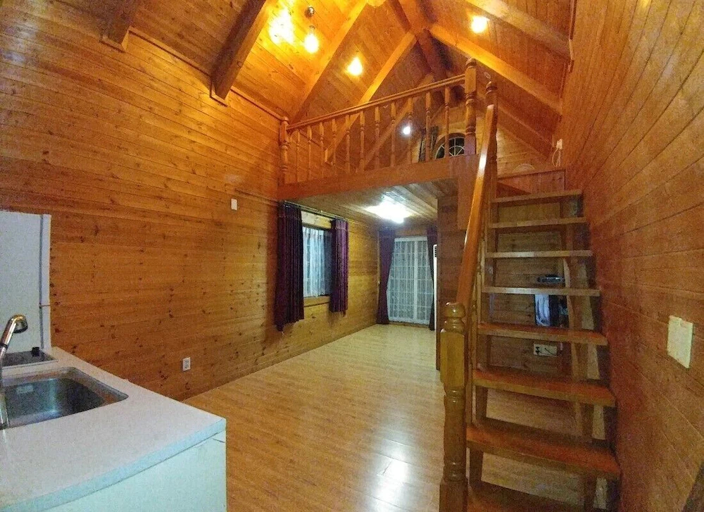 Yangsan Park Pension