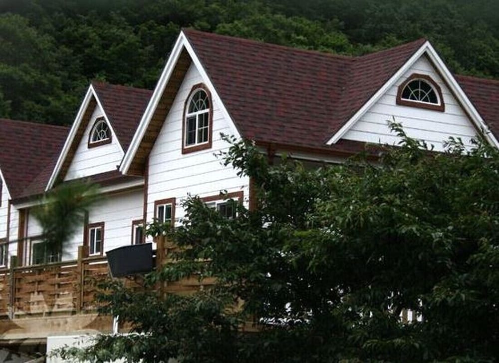 Yangsan Park Pension