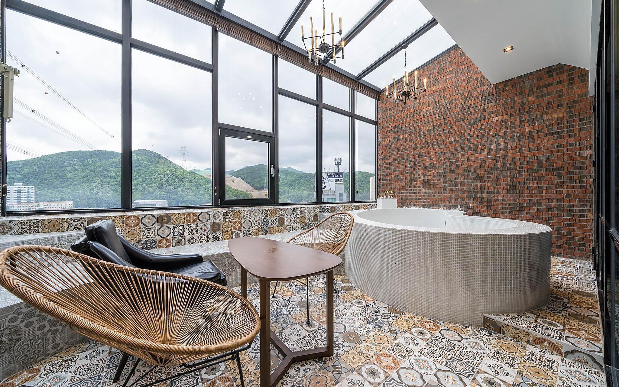 Yangsan Pyeongsan Den Bastar Hotel