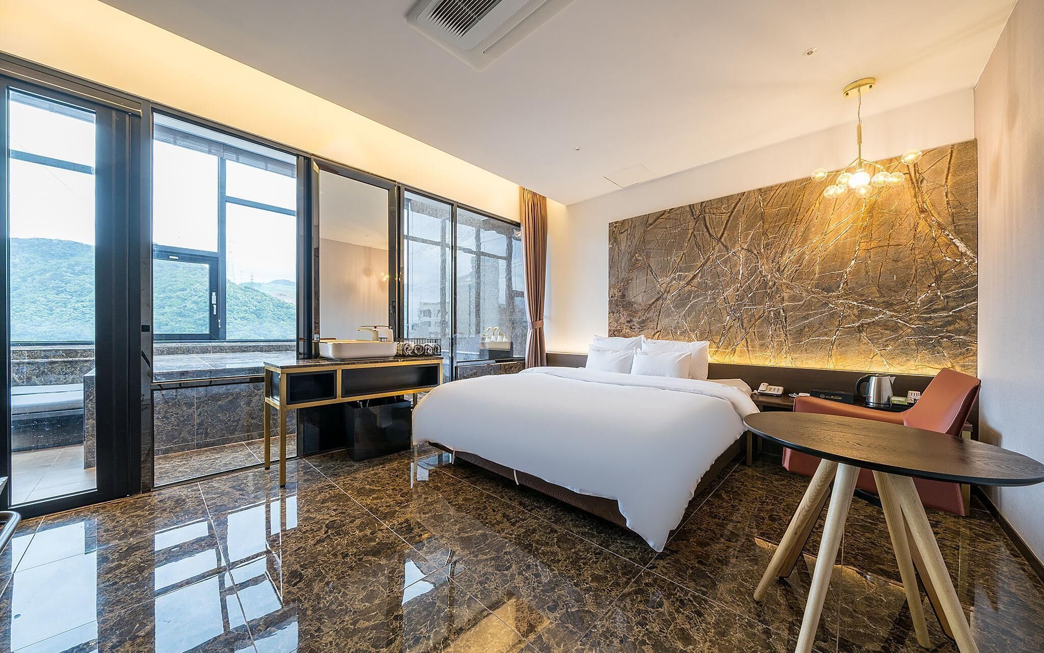 Yangsan Pyeongsan Den Bastar Hotel